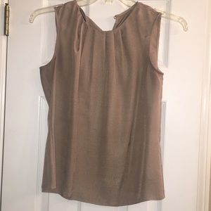 Gold in color work tank
